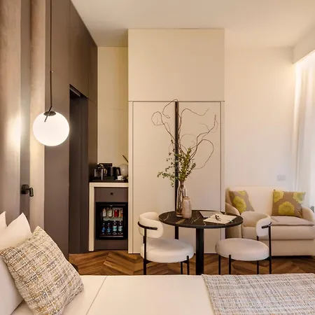 Lumera - Brera * Milano
